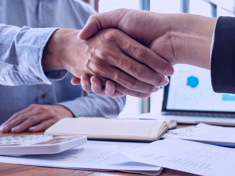 Close up of shaking hands